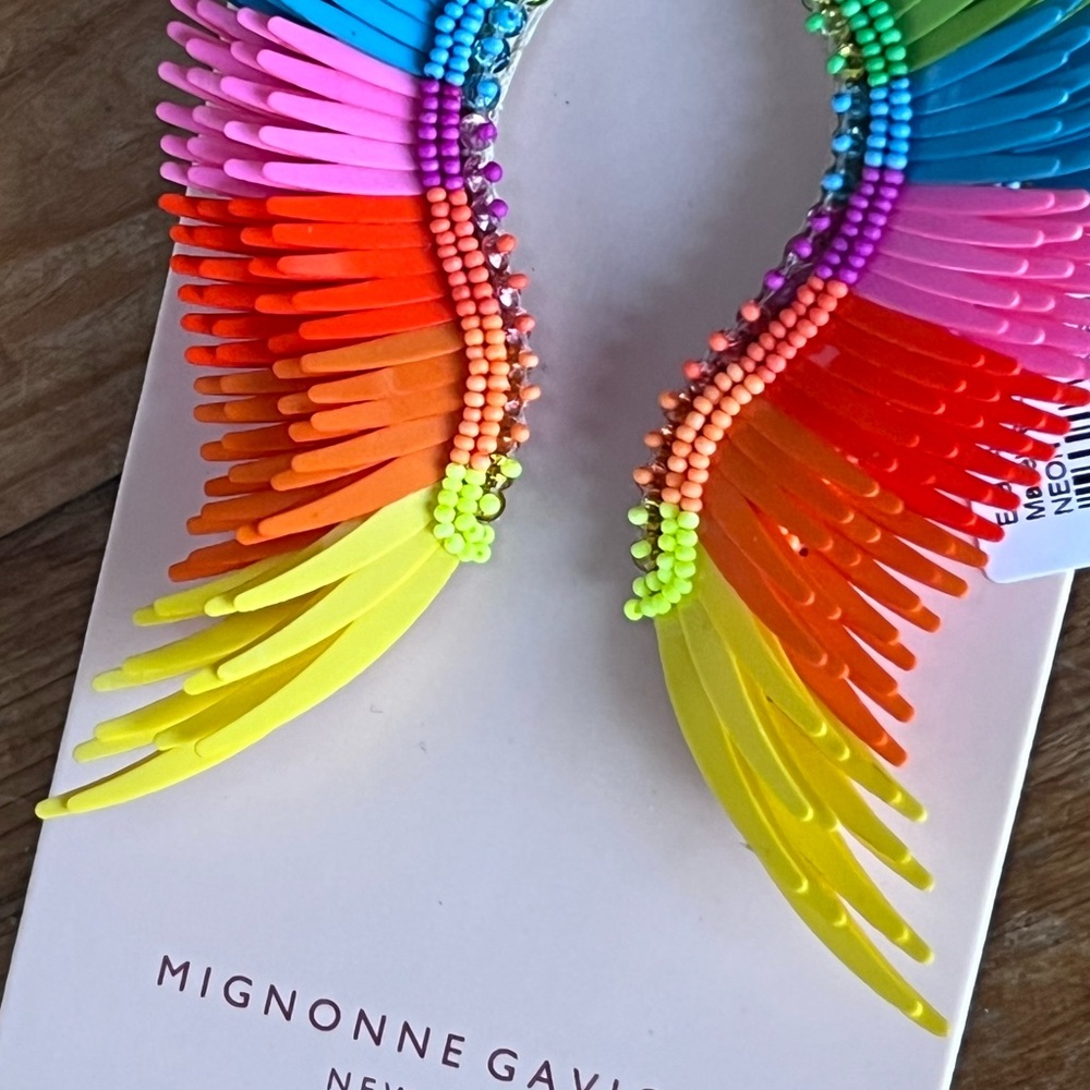 ๐บ๐HP๐๐บ NWT Mignonne Gavigan Madeline Earrings Neon Rainbow - Picture 6 of 16